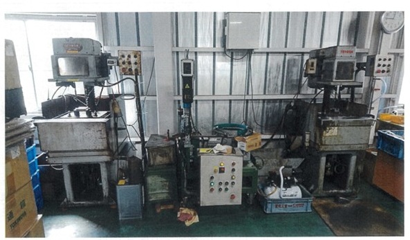 【多軸タップ盤、自動タップ装置】